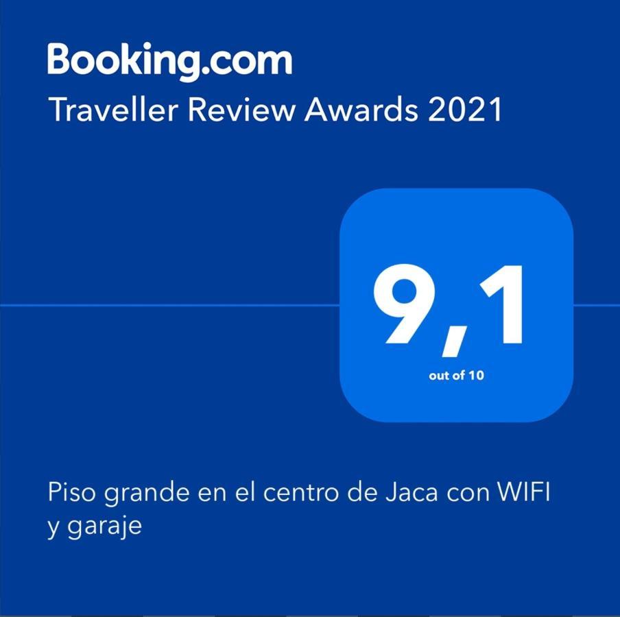 Piso Grande En El Centro De Jaca Con Wifi Y Garajeアパートメント エクステリア 写真